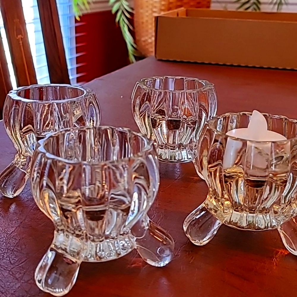 Votive holder